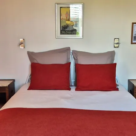 D'hotes Le Clos Bleu Bed & Breakfast *